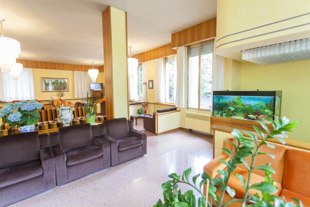 Hotel Rossini Tabiano Terme Exteriör bild