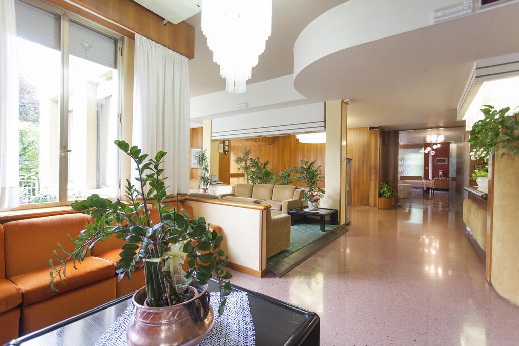 Hotel Rossini Tabiano Terme Exteriör bild